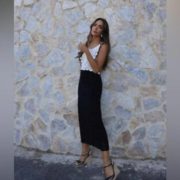 ZARA CONTRAST CHENILLE DRESS - Picture 3 of 4